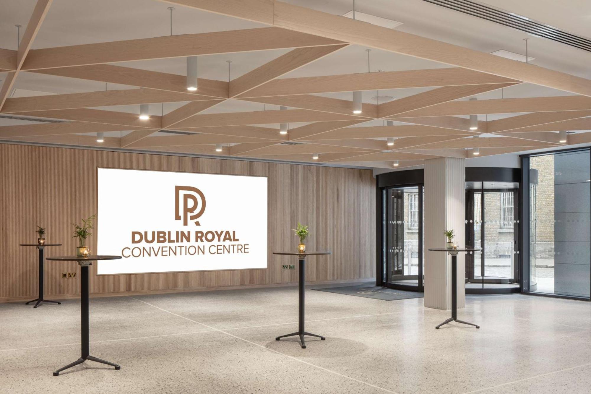 Radisson Blu Royal Hotel Dublin Exterior photo